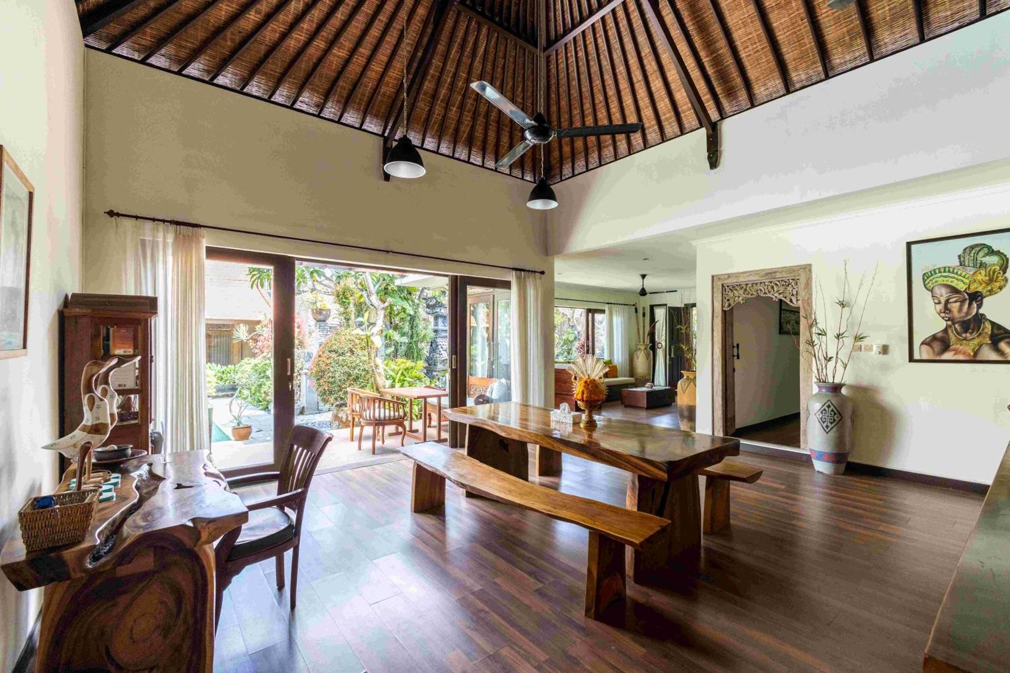Villa Nesanur - Comfortable & Spacious Beachside Sanur Eksteriør bilde